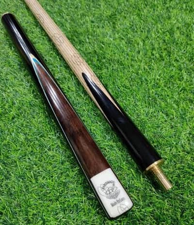 LP two piece snooker cue with cover we can bargain