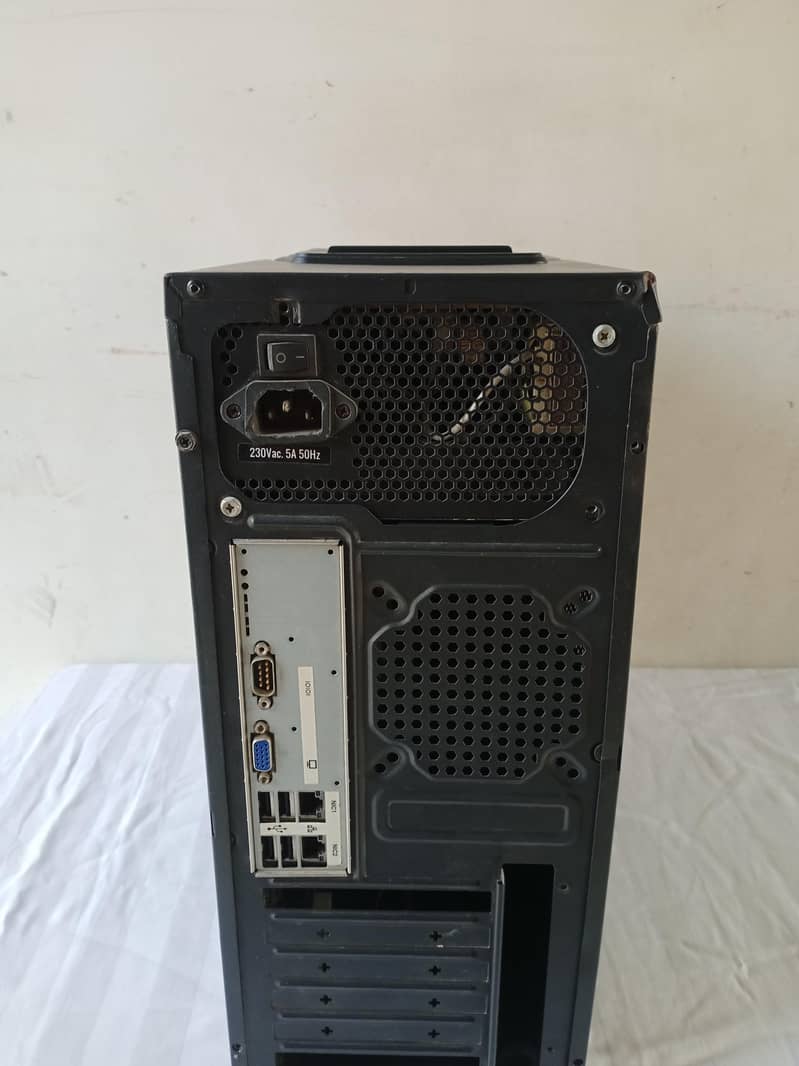 Custom Build PC 5