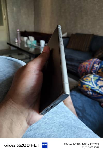 Samsung Galaxy S24 Ultra (SM-S928B/DS)