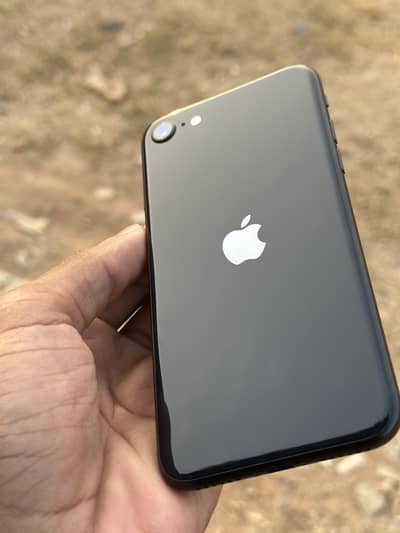 I phone se3 midnight purple