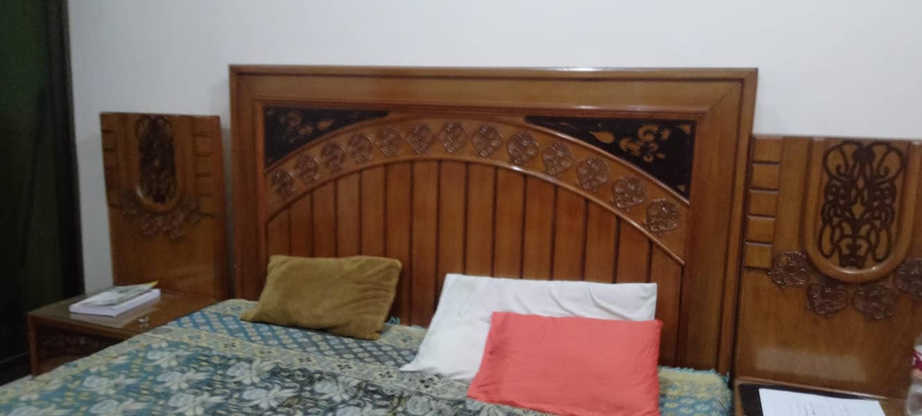 stylish king bed with dressing table 4