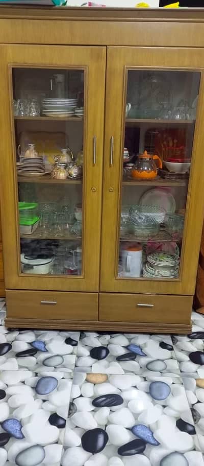 Beautiful Showcase for Sale – Perfect Condition