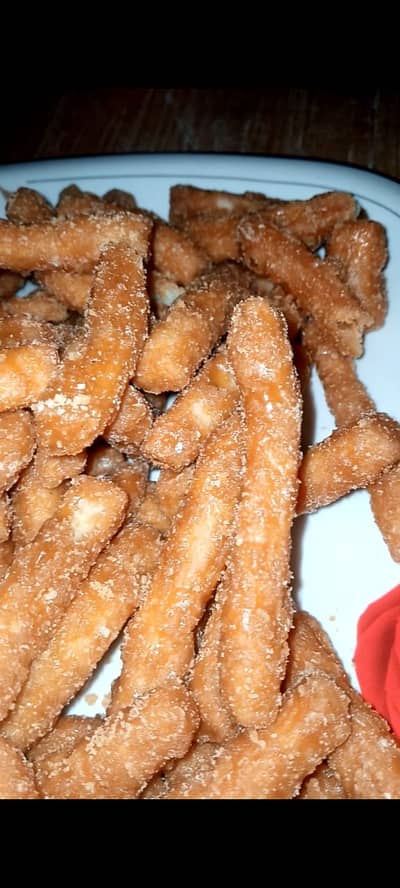 مجھے ایک عدد سموسمہ کاریگر کی ضرورت ہے