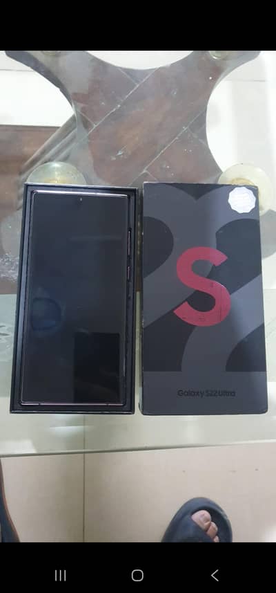 Samsung S22 ultra 12/256gb official with box.