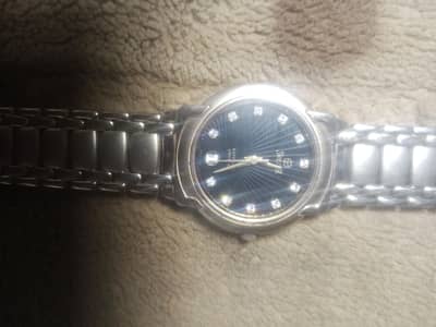 23k electro plate Gold original watch hai chal raha hai