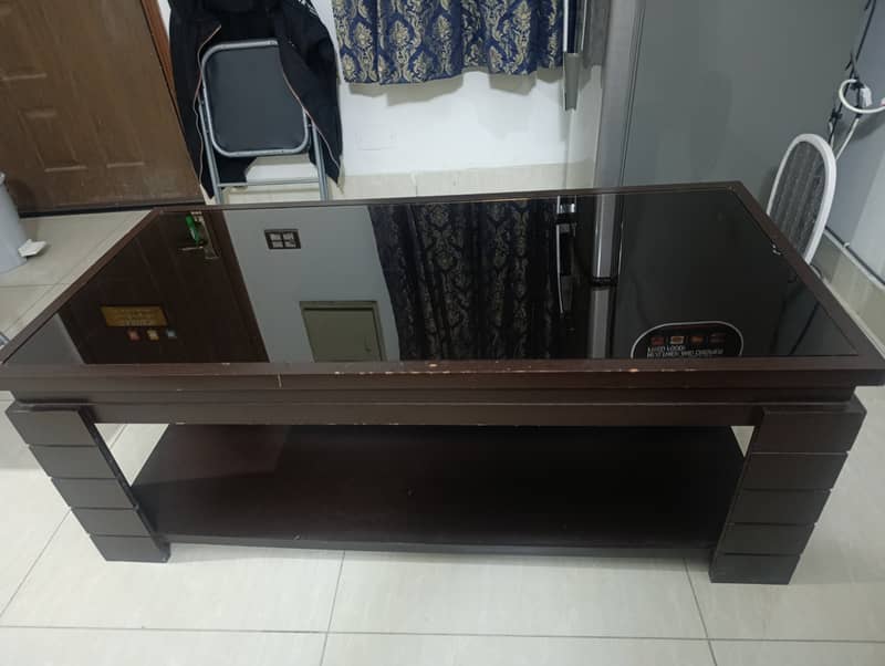 Centre Table for sale - Side Tables - 1108993429