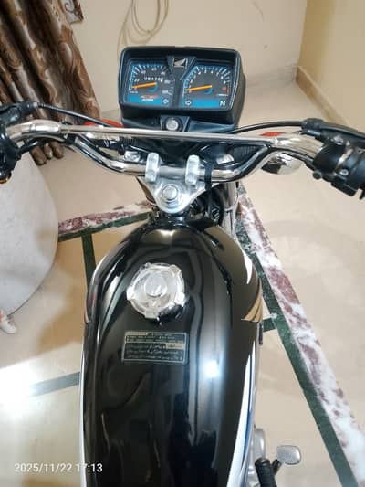 Honda CG 125 2025 03196906428