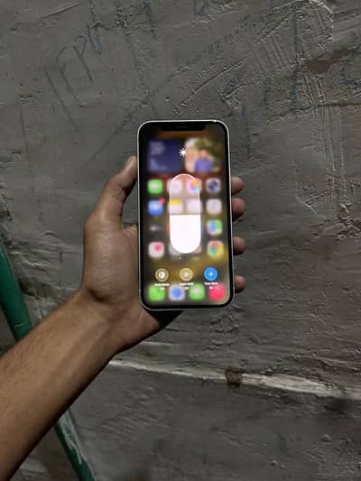 Iphone 12 F. U non pta