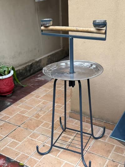 Metal bird Perch station with catch tray (Easy clean)