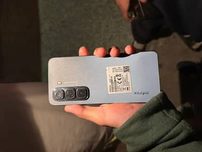 Infinix Hot 50 8+8 extended 128 GB 50 MP Camera