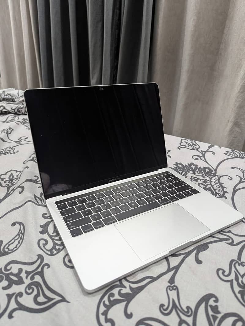 MacBook 2016 Pro 3