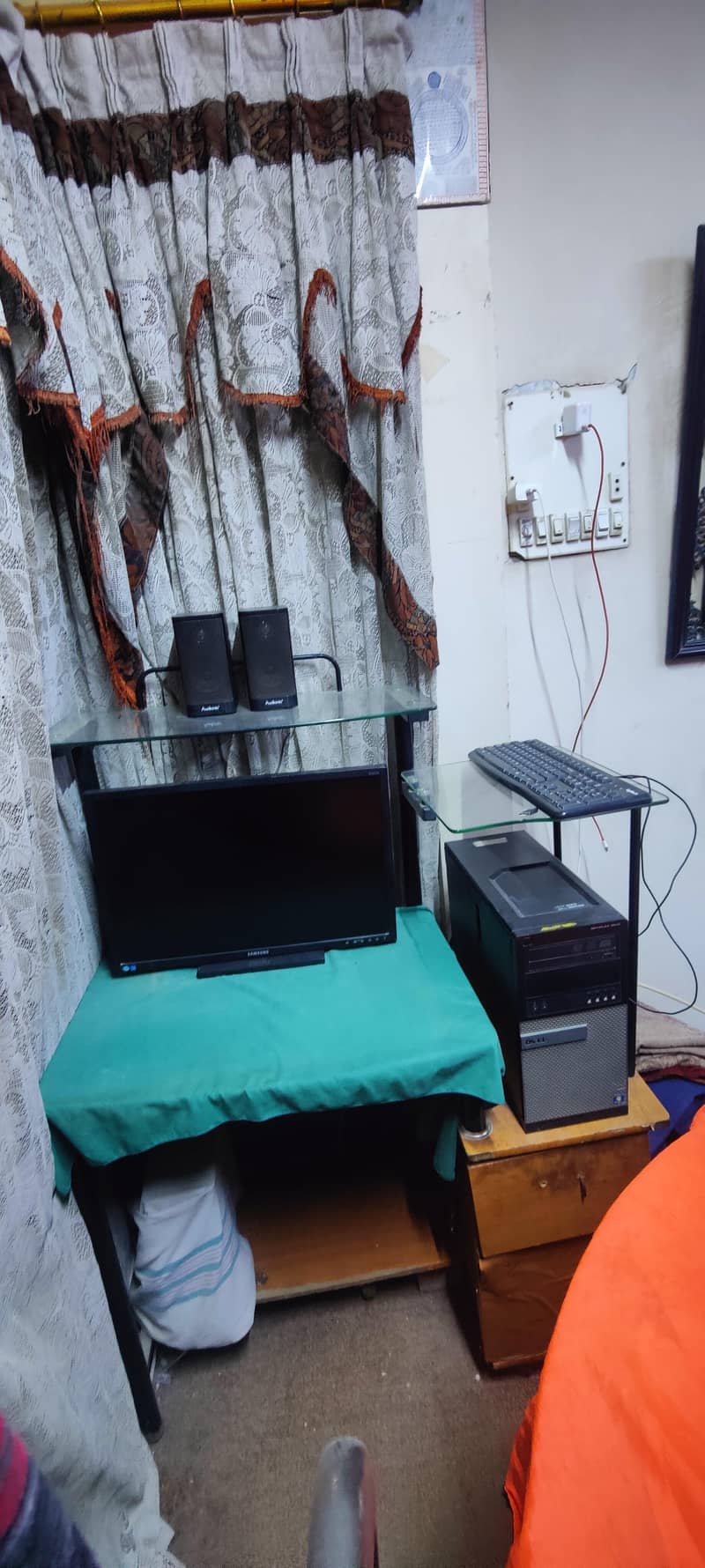COMPUTER TROLLY ONLY 0