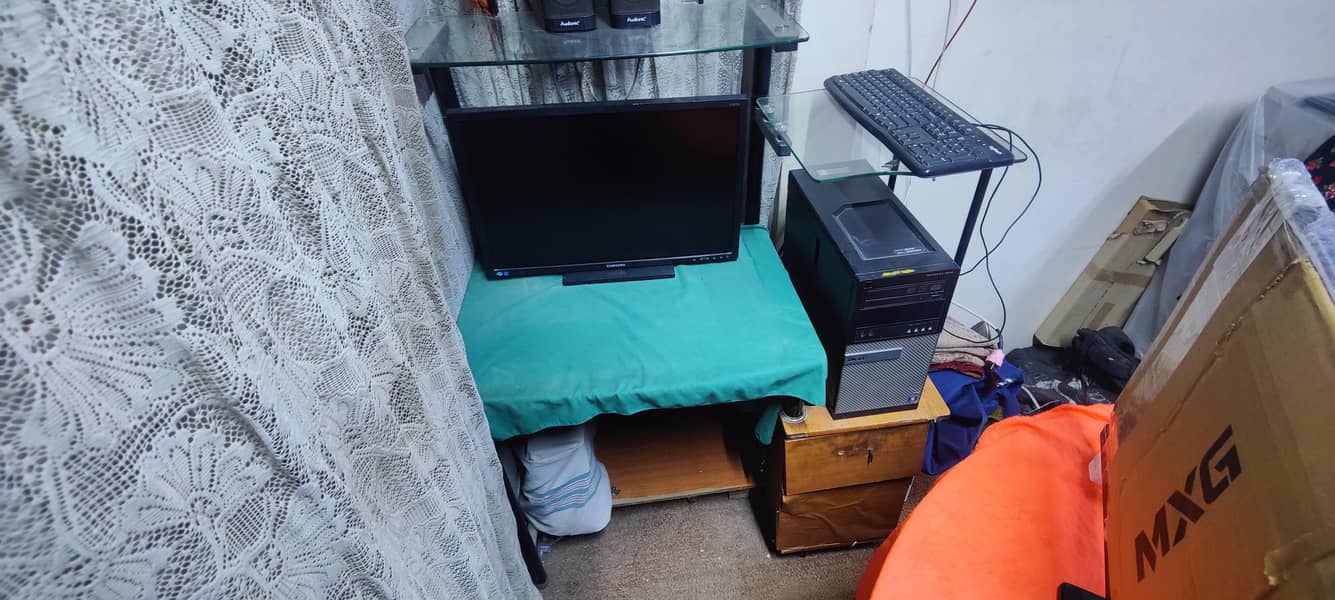 COMPUTER TROLLY ONLY 2