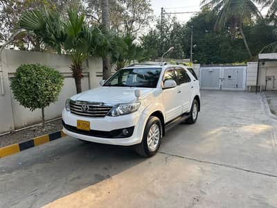 Toyota Fortuner 2015 -2016 25th anniversary