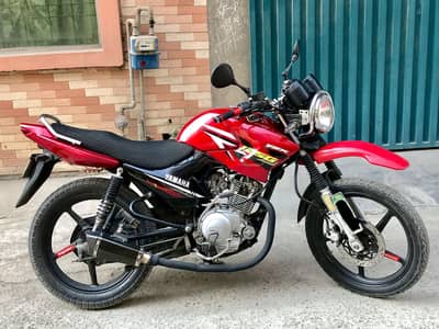 Urgent! YAMAHA YBR 125G 2017 Japanese Model Neat & Clean