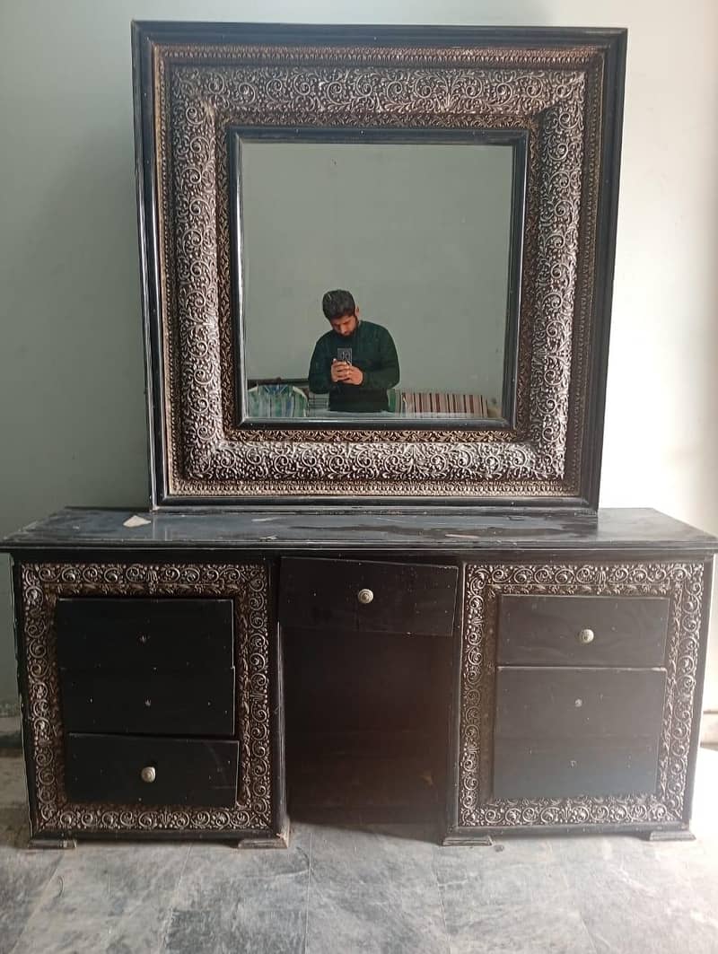 Only Dressing table 1