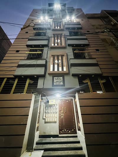 60 Square Yards Flat Available For Sale on ground floor