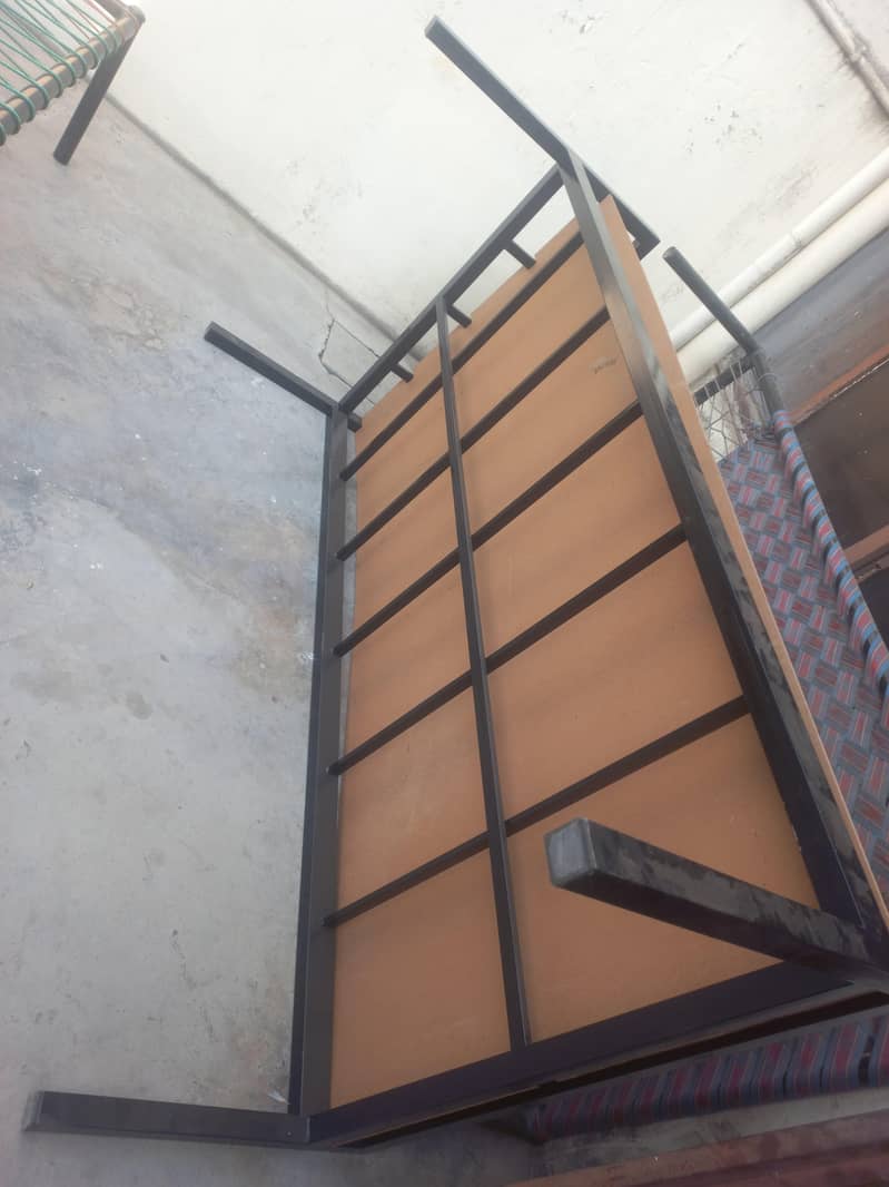 2 single bed iron 2
