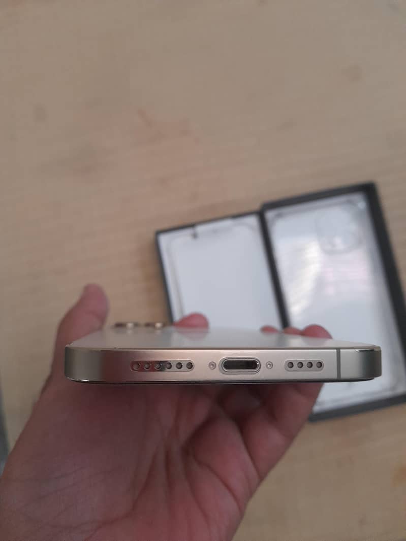 Iphone 12 Pro Max 256GB Factory Unlock 10/10 condition 2