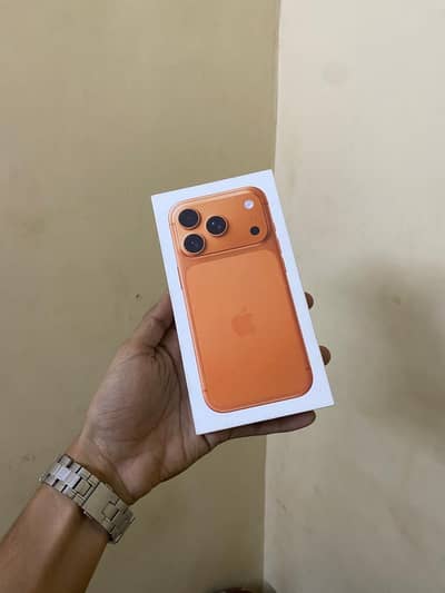 17 pro cosmic orange