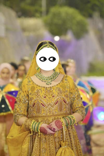 Mehndi Dress – Stylish, Traditional & Beautiful Design