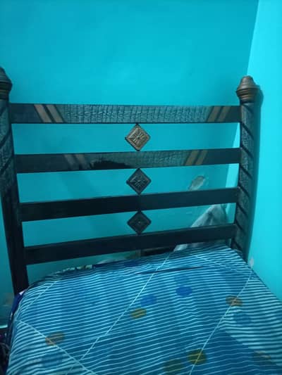 Iron bed