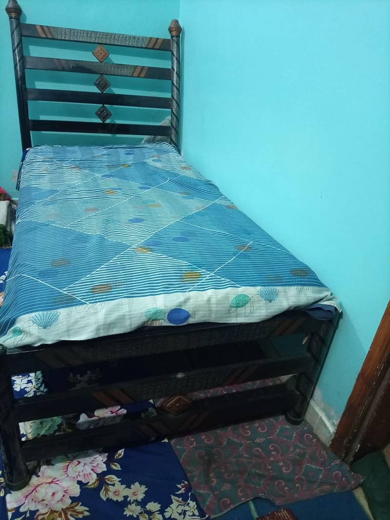 Iron bed 1