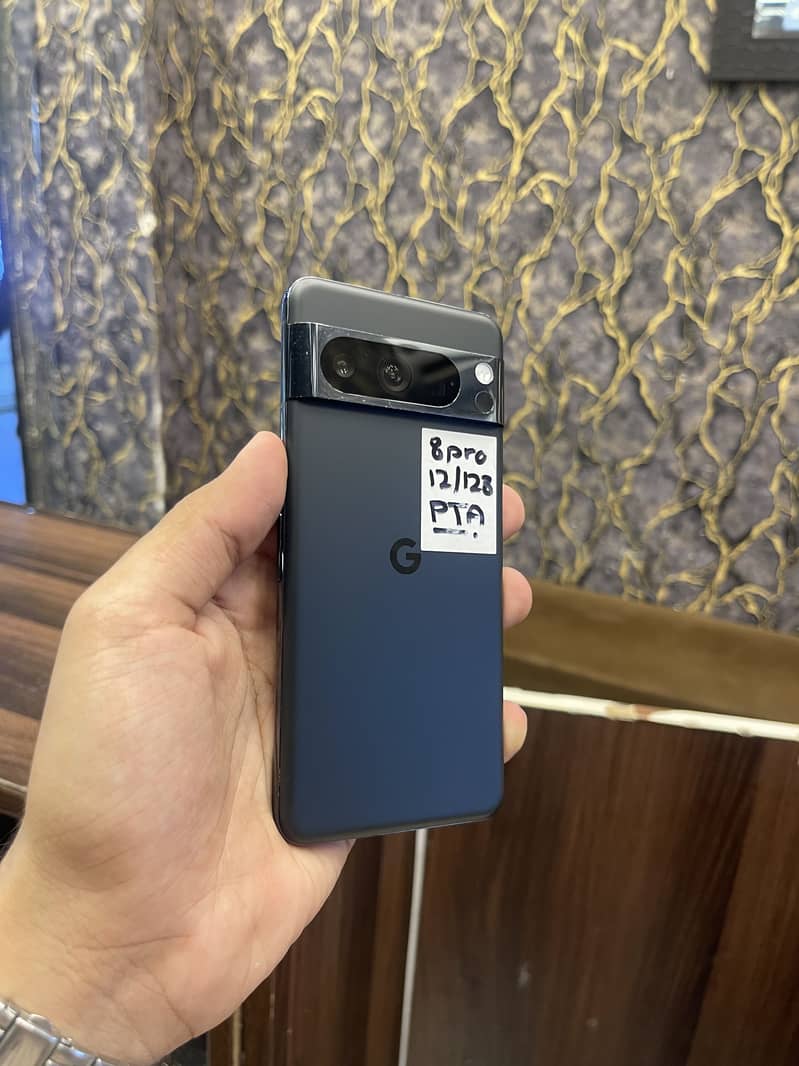 Google Pixel 8 pro 2