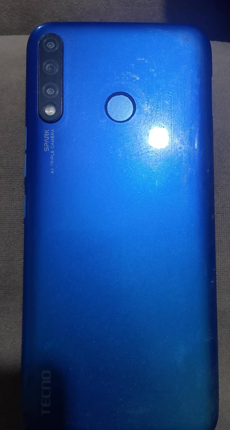 Techno spark 4 0