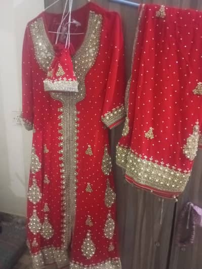 bridal suit with jewellery