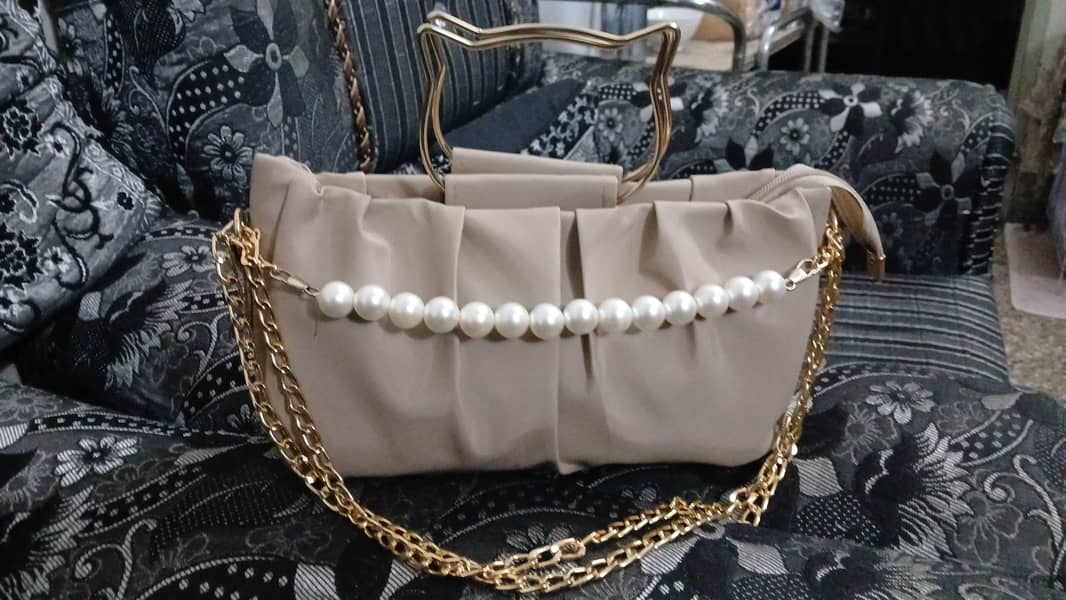 hand bag 0