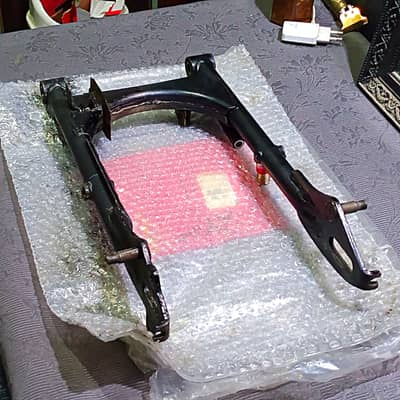 honda 125 Genuine chimta