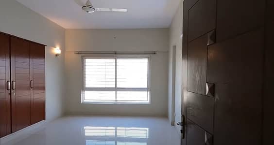 Renovated 2800 Square Feet Flat In Bath Island Is On The Market For sale