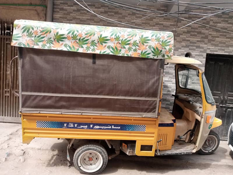Siwa Prada rickshaw 200 cc iused in running condition urgent sale ...