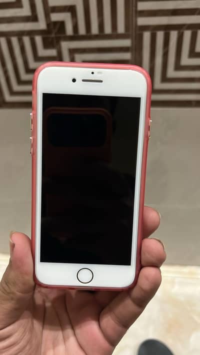 Iphone 7 /128 with Everything Original /Non PTA/ battery service