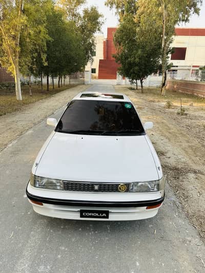 Toyota Corolla SE Limited Saloon 88