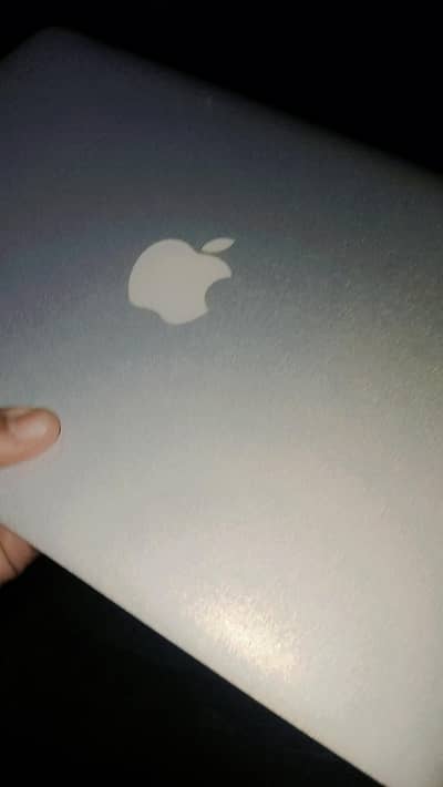 Sale Sale Sale Macbook Pro 2015 last   5-02-25