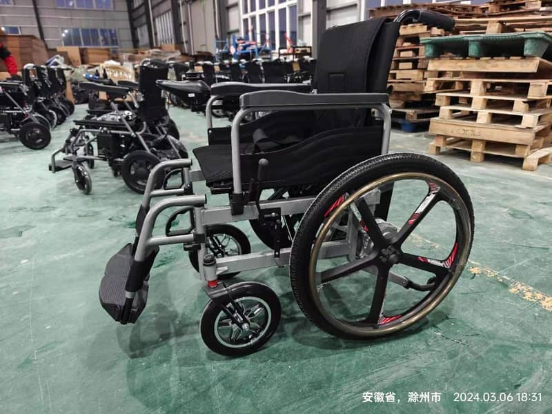 AUTOMATIC WHEEL CHAIR 0