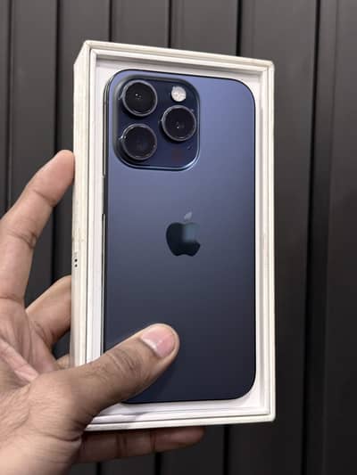 Iphone 15 pro dual sim pta  with box                 11 12 13 14 16 17