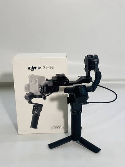 DJI RS3 MINI 10/10 RS3 GIMBAL WITH BOX