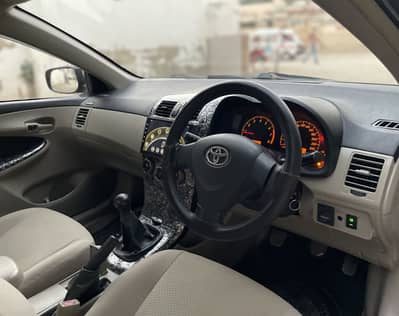 CORLLA GLI 2013 manual like a New