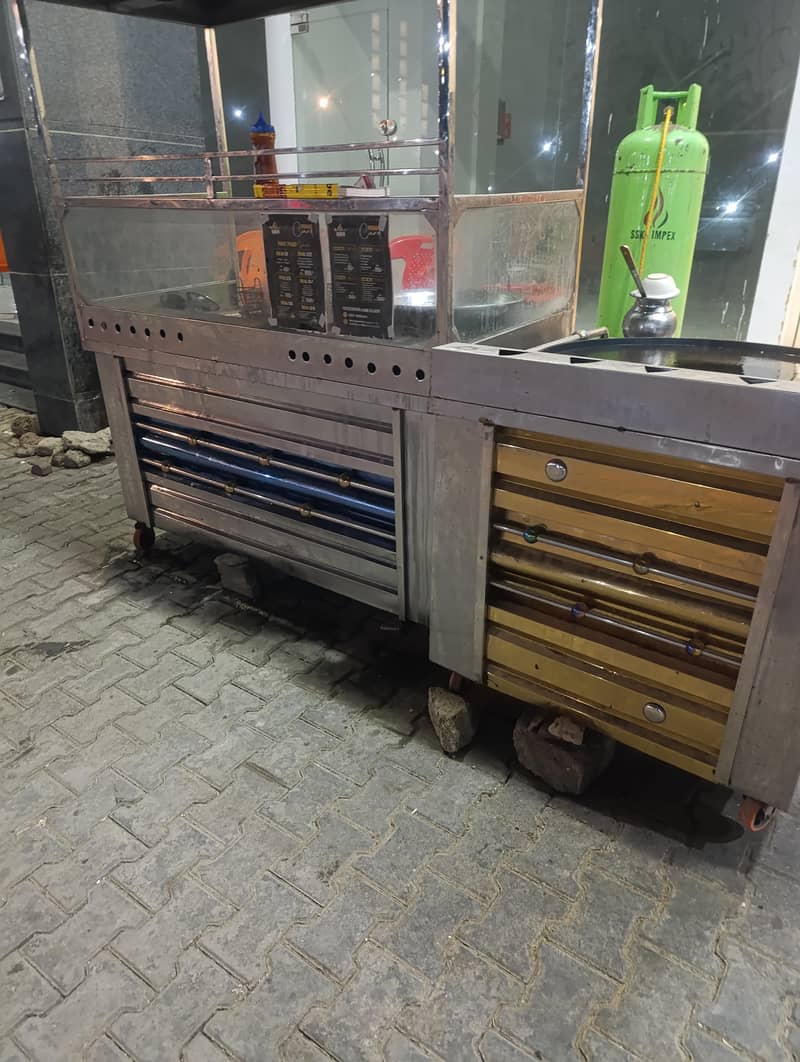 گلشن معمار میں ریسٹورنٹ کا مکمل سامان نیو کنڈیشن   سیل کیلئے دستیاب ہے 1