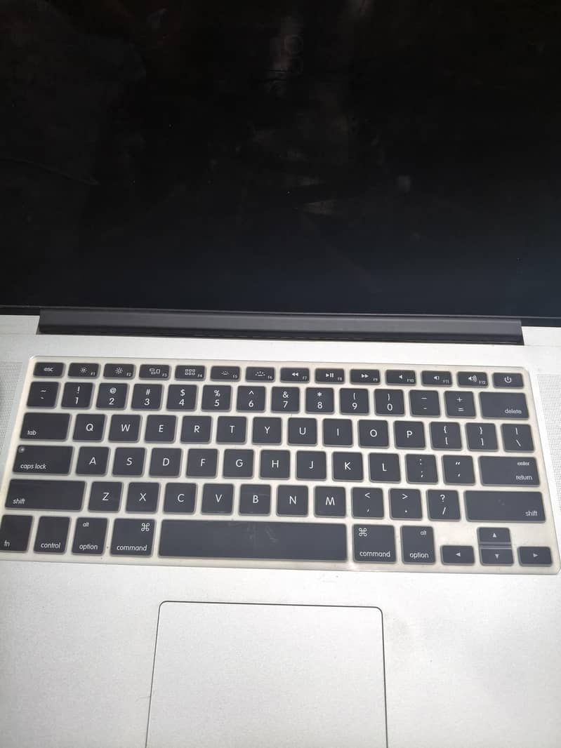 macbook pro 2