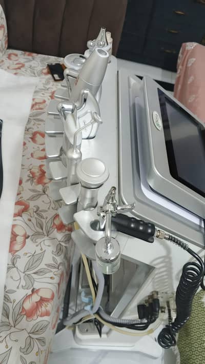 HYDRA FACIAL MACHINE 11 modes