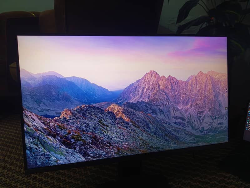 Samsung 4K 32 inch Gaming 60Hz Monitor + Rotatable Stand - Computer ...