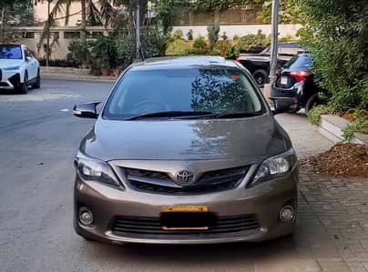 Toyota Corolla Altis SR Cruisetronic 1.6 Limited Edition 2014