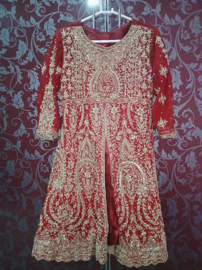 Bridal lehenga for urgent sale