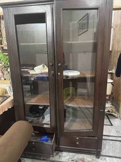 Wooden Strong Showcase