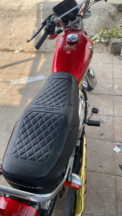 Honda 125 spacial gold