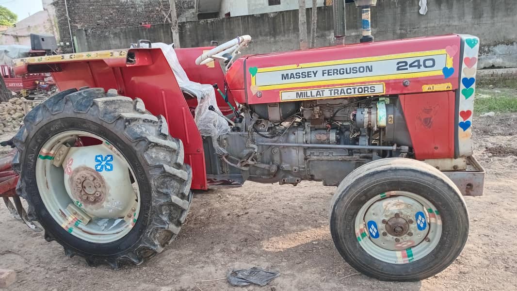 massy tracker 240 1